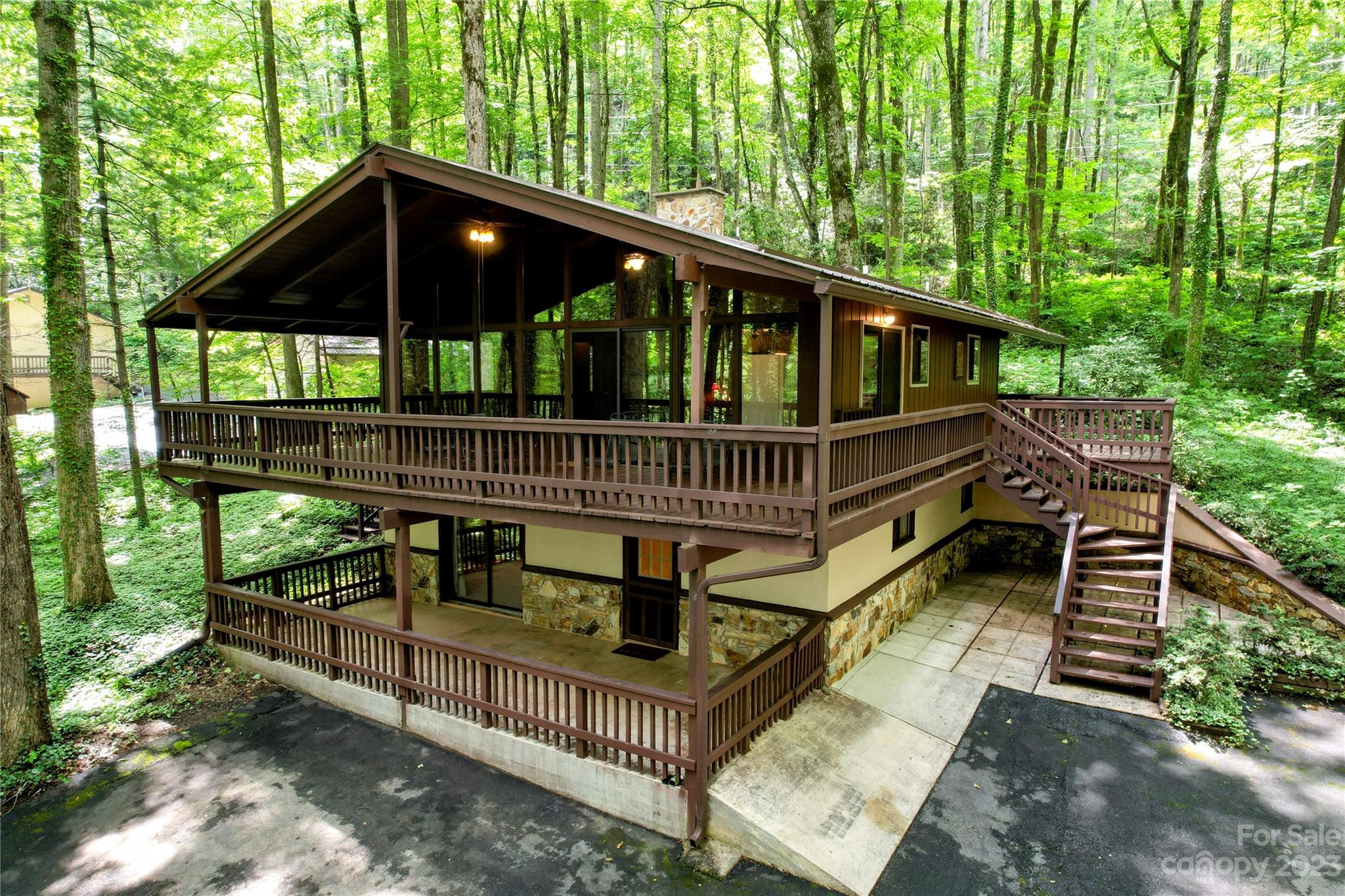 1764 Dogwood Drive Maggie Valley NC 28751