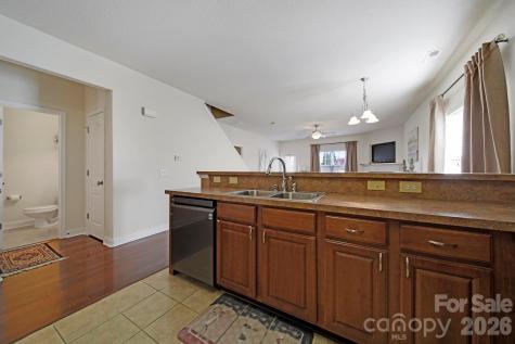 2492 Glyncastle Way Gastonia NC 28056