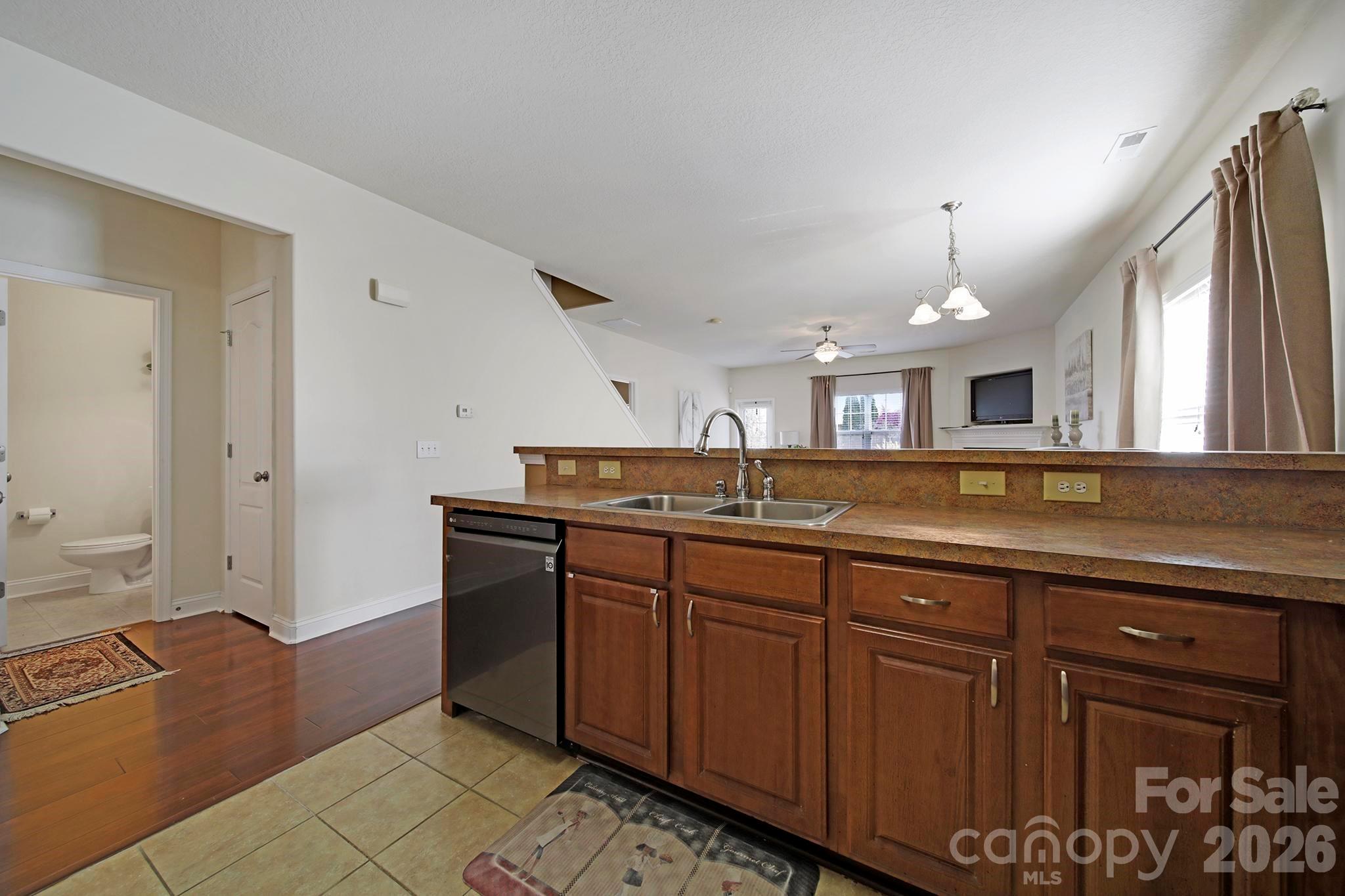 2492 Glyncastle Way Gastonia NC 28056