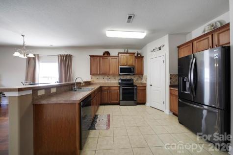 2492 Glyncastle Way Gastonia NC 28056