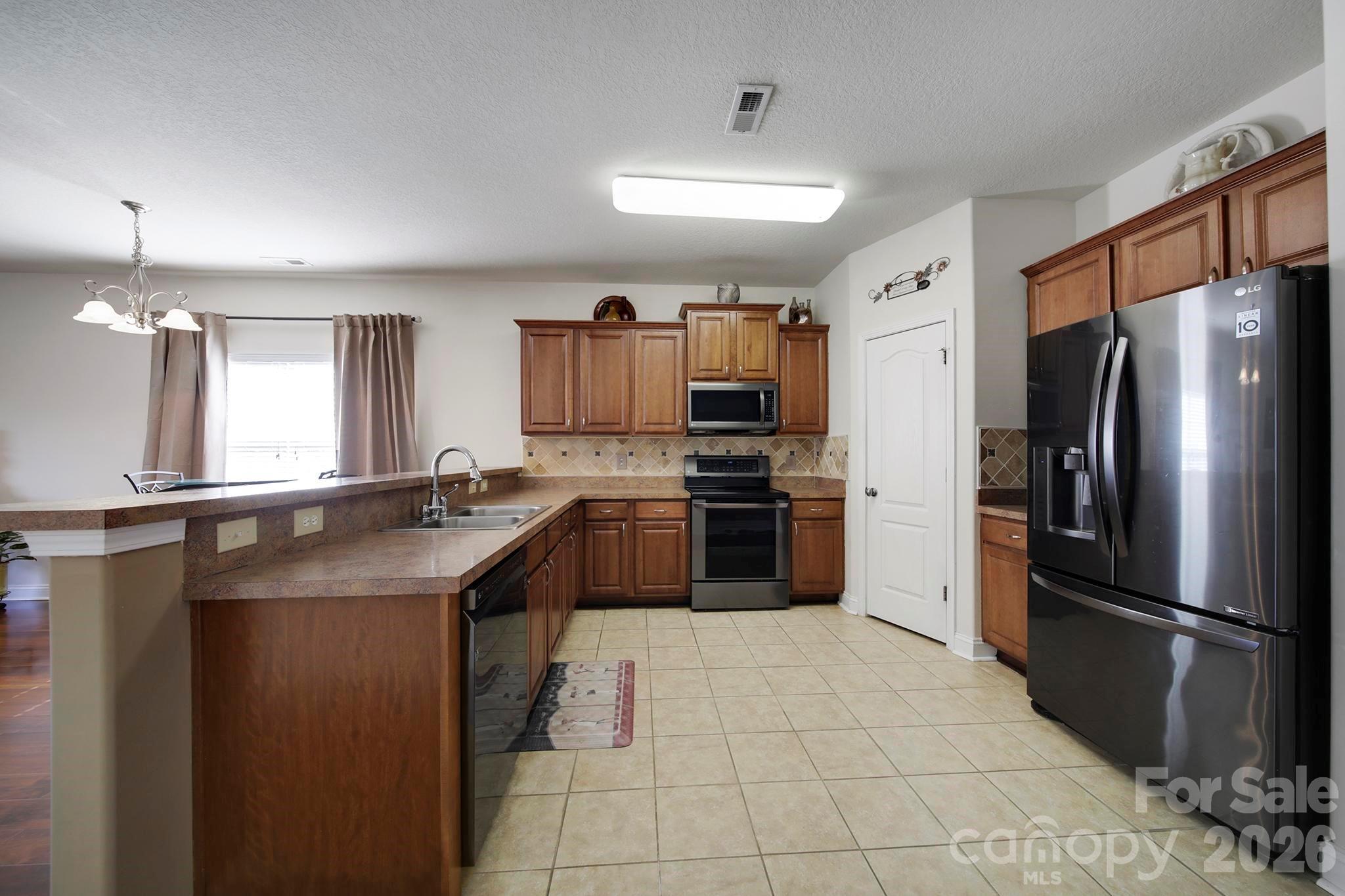 2492 Glyncastle Way Gastonia NC 28056