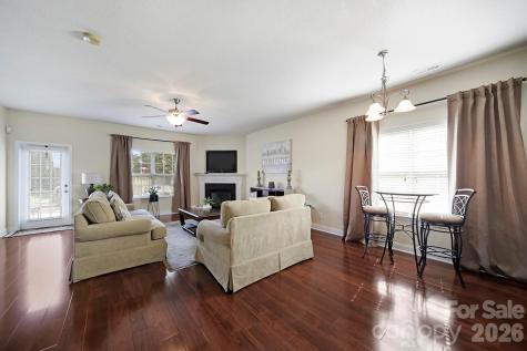 2492 Glyncastle Way Gastonia NC 28056
