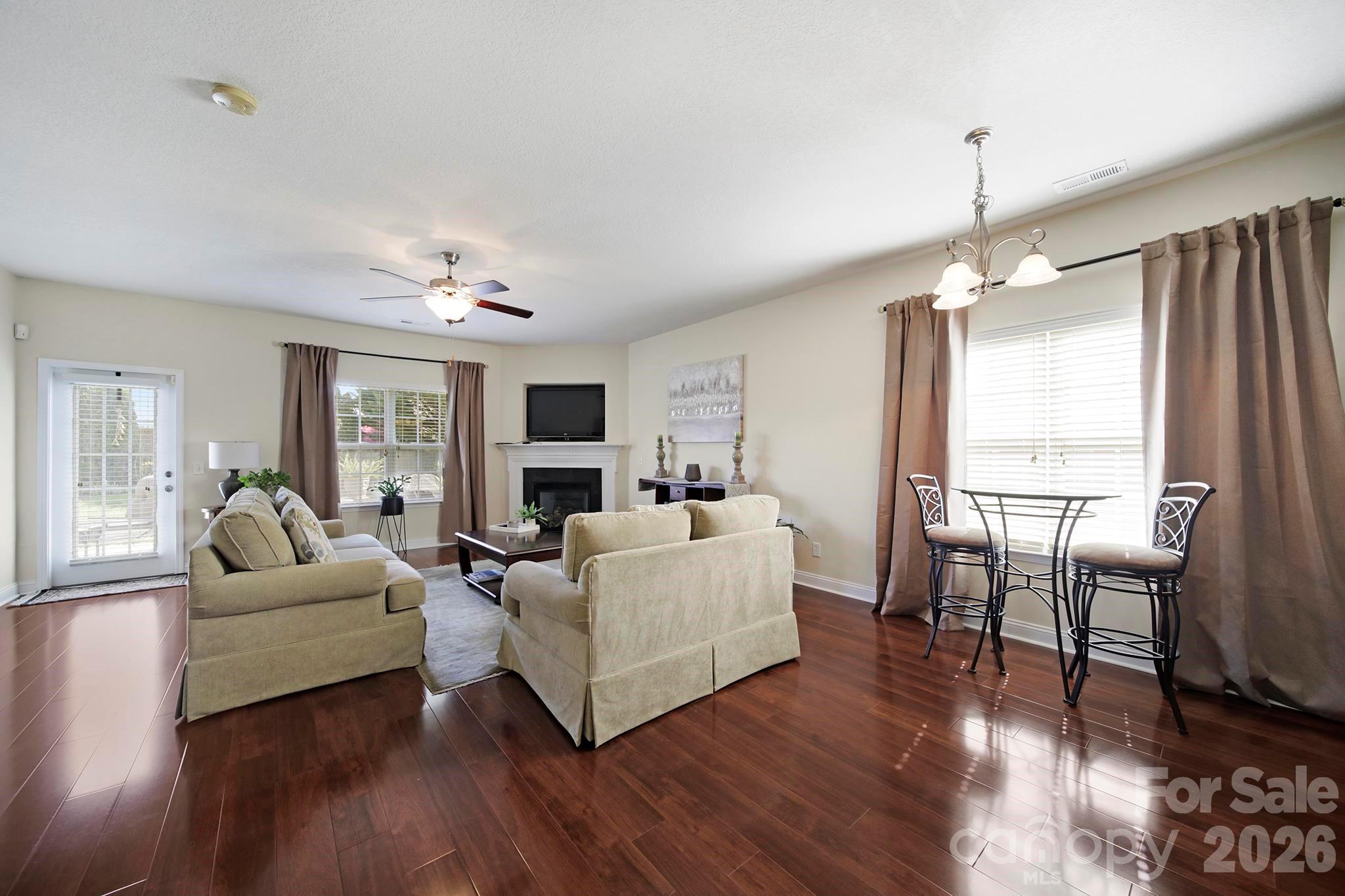 2492 Glyncastle Way Gastonia NC 28056