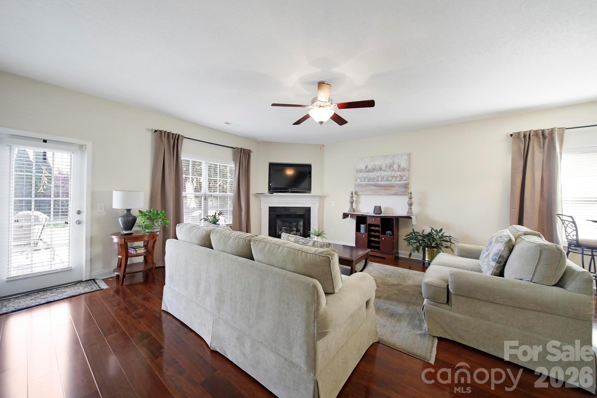 2492 Glyncastle Way Gastonia NC 28056