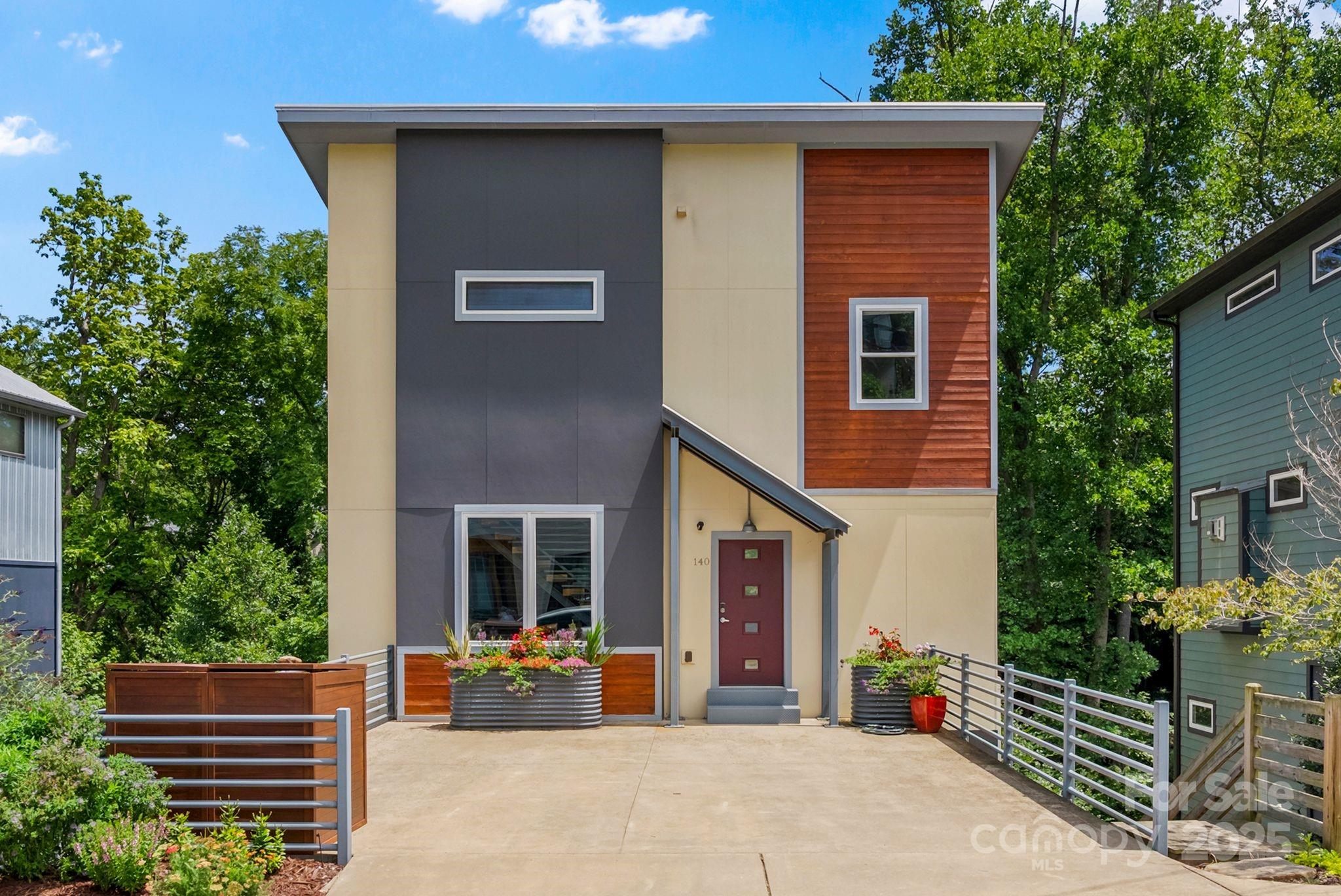 140 Waynesville Avenue Asheville NC 28806