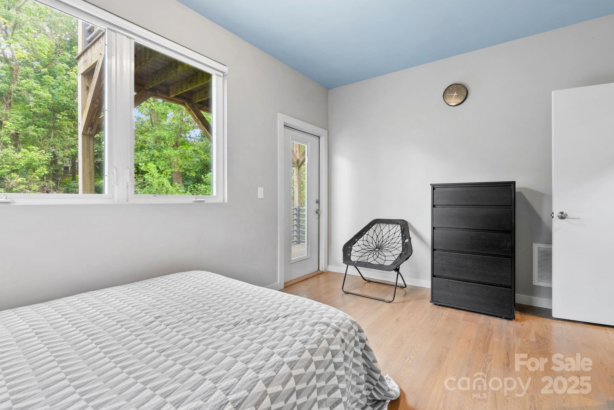 140 Waynesville Avenue Asheville NC 28806