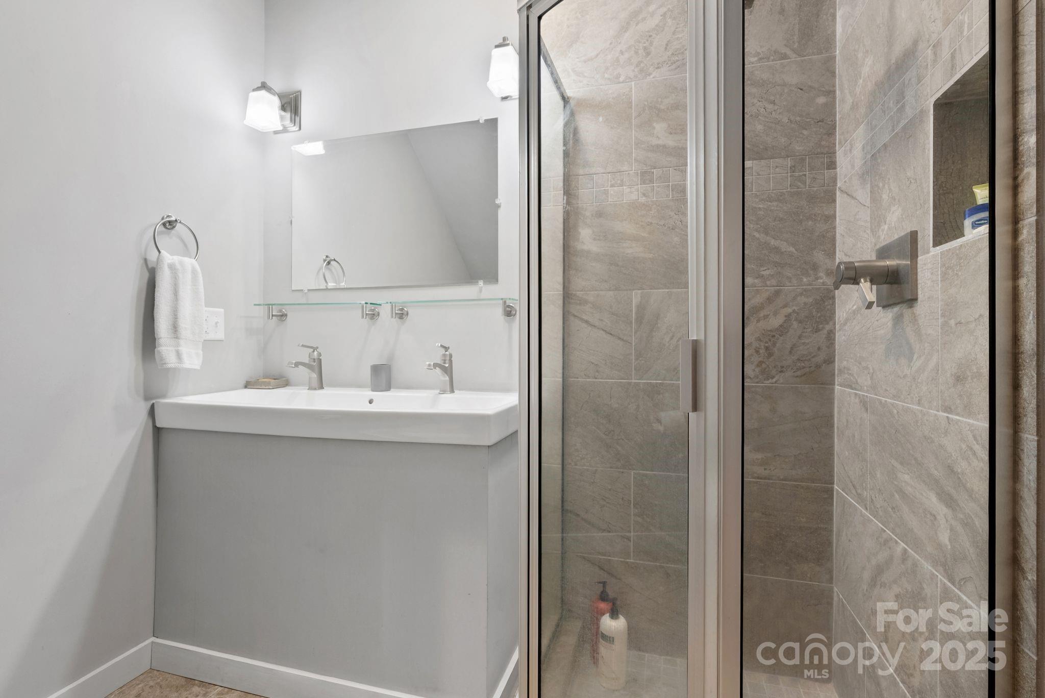 140 Waynesville Avenue Asheville NC 28806