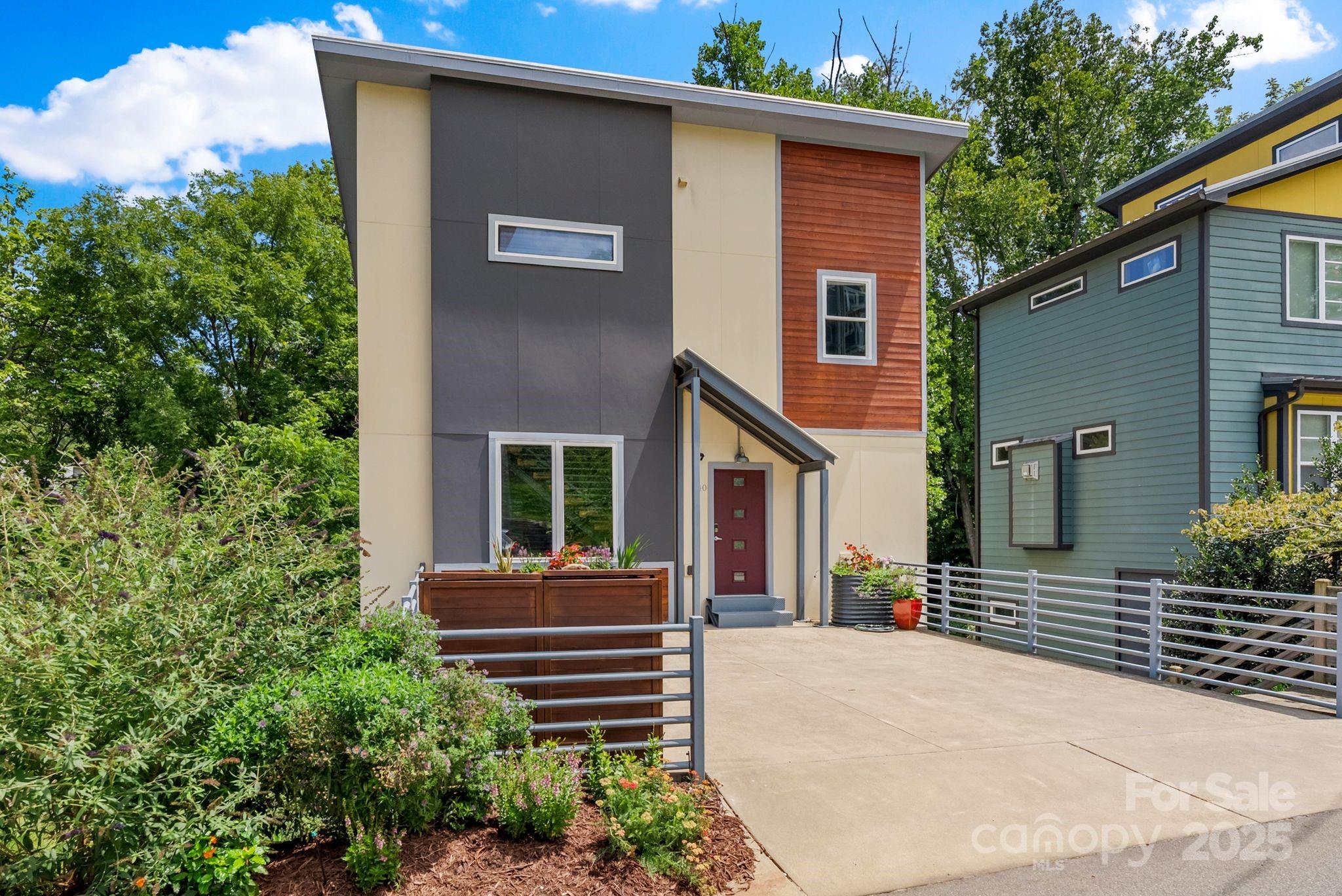 140 Waynesville Avenue Asheville NC 28806