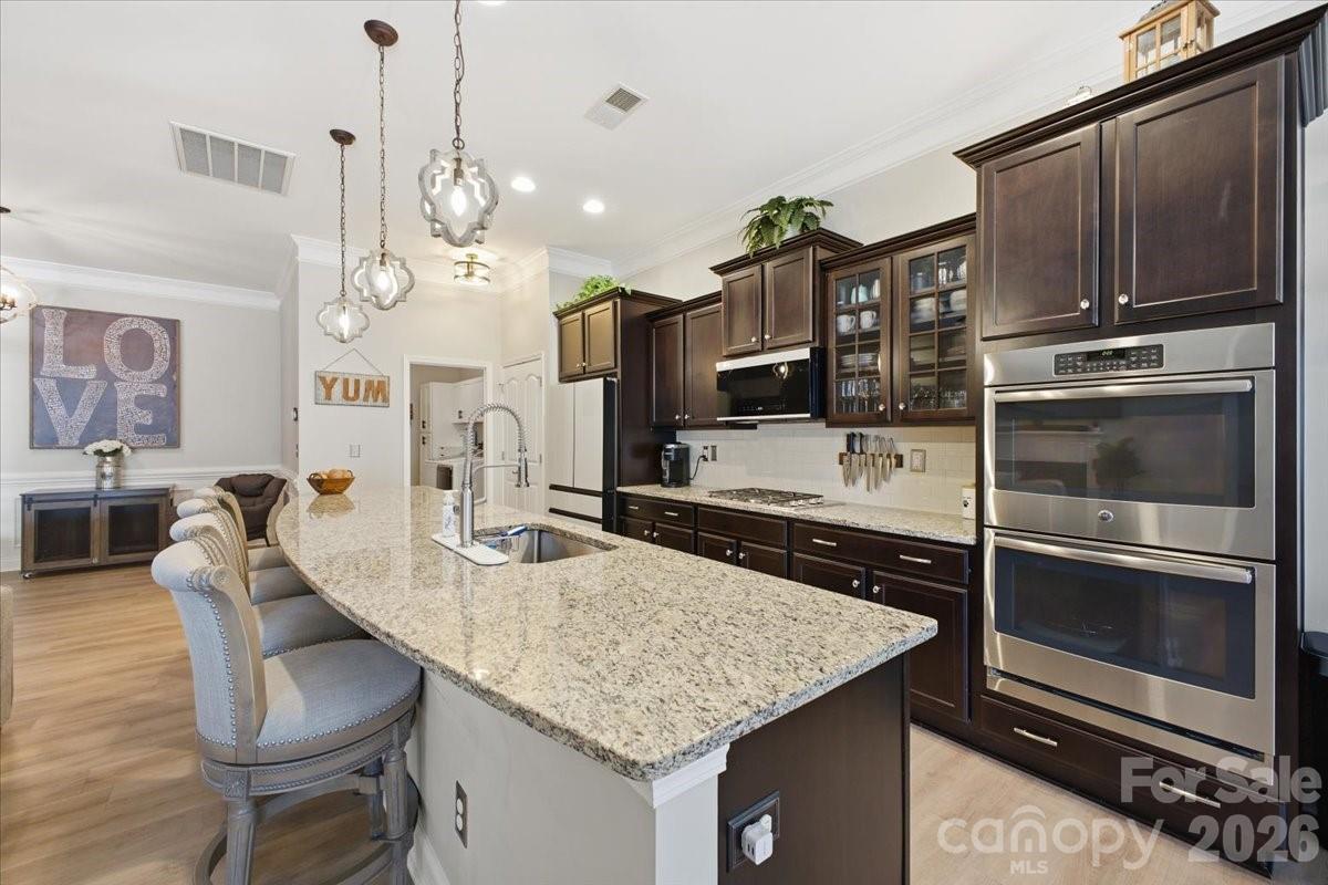 4406 Clos Du Val Road Charlotte NC 28214