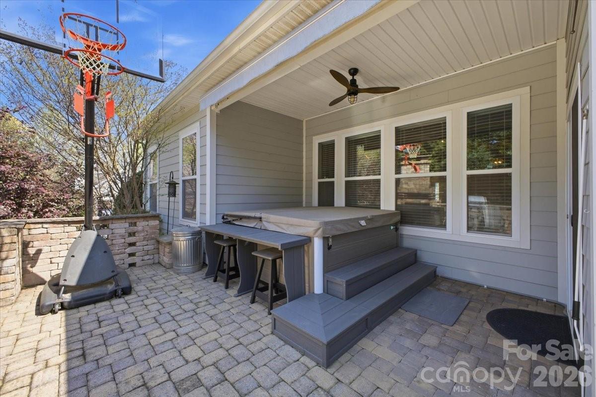 4406 Clos Du Val Road Charlotte NC 28214