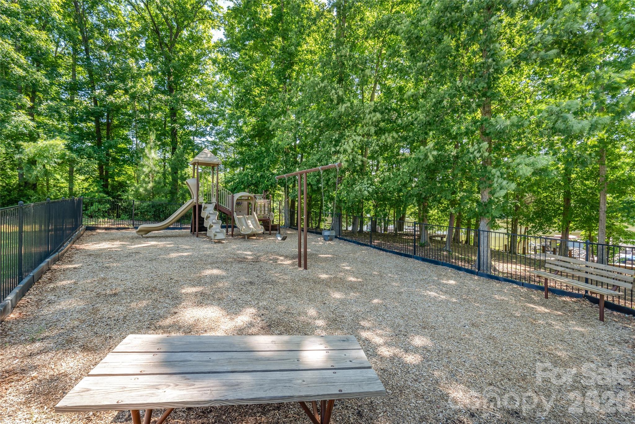 4406 Clos Du Val Road Charlotte NC 28214