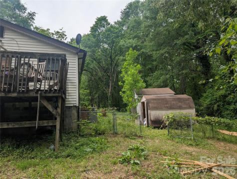 1218-B Essex Street Gastonia NC 28052