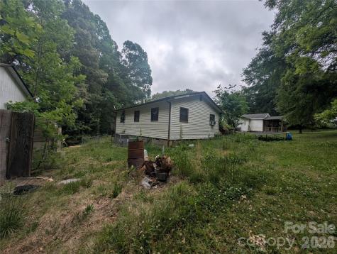1218-B Essex Street Gastonia NC 28052