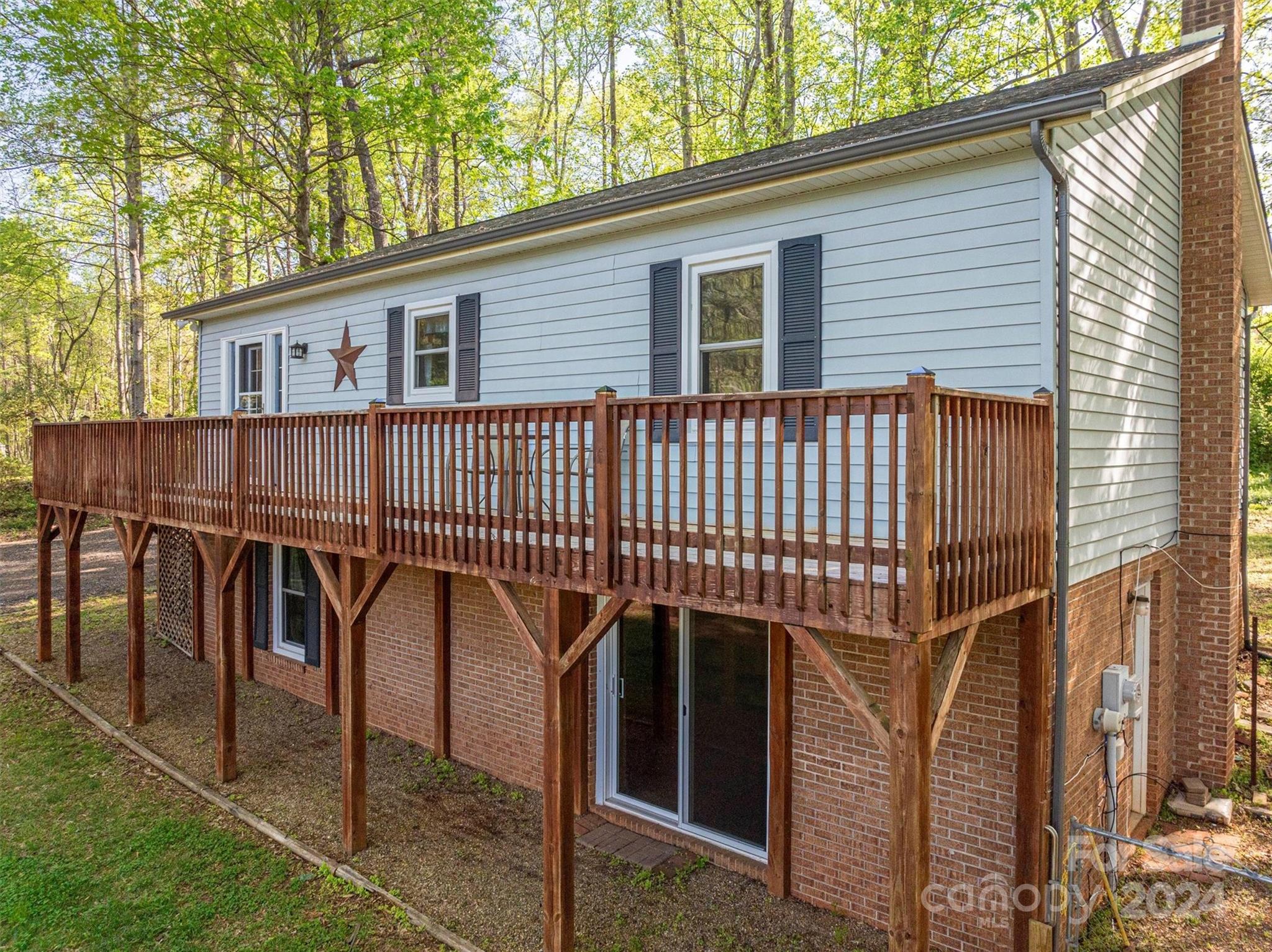 1903 Todd Street Newton NC 28658