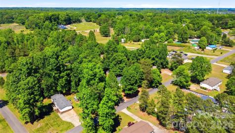 134 Knight N Gail Drive Mooresville NC 28115