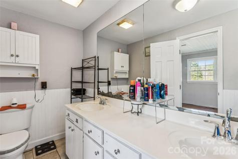 2089 Gastonia Highway Lincolnton NC 28092