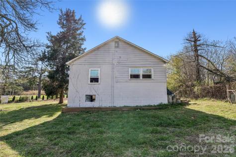2089 Gastonia Highway Lincolnton NC 28092