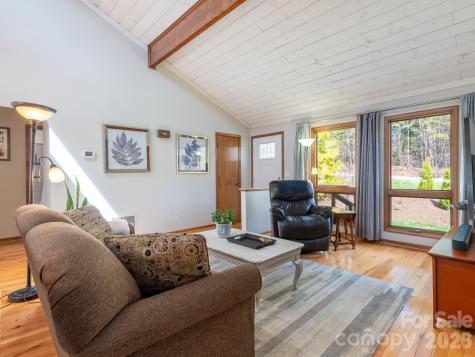 39 Red Oak Lane Alexander NC 28701