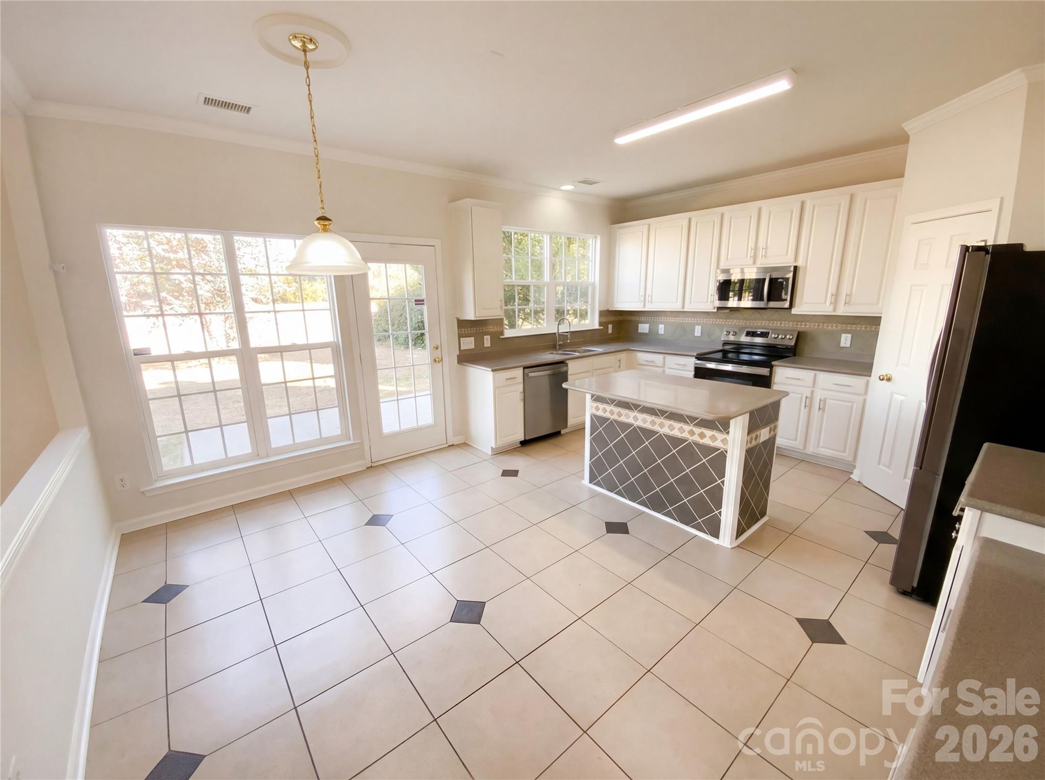 10803 Fountaingrove Drive Charlotte NC 28262