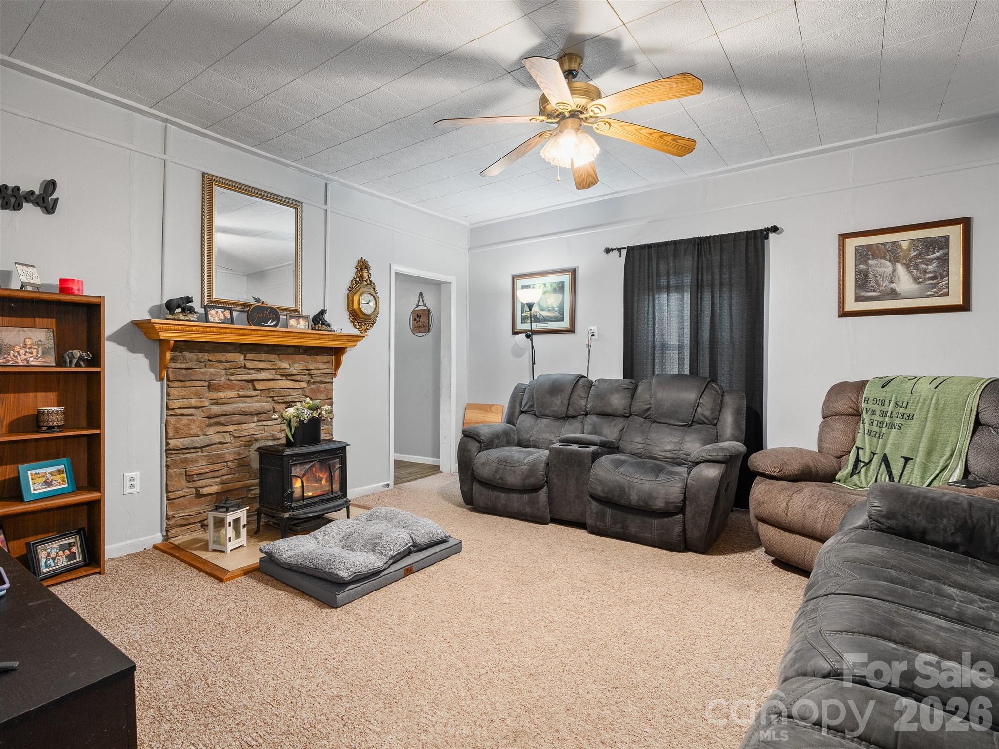1121 N Canton Road Canton NC 28716