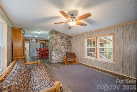 310 Sassafras Gap Lane Brevard NC 28712