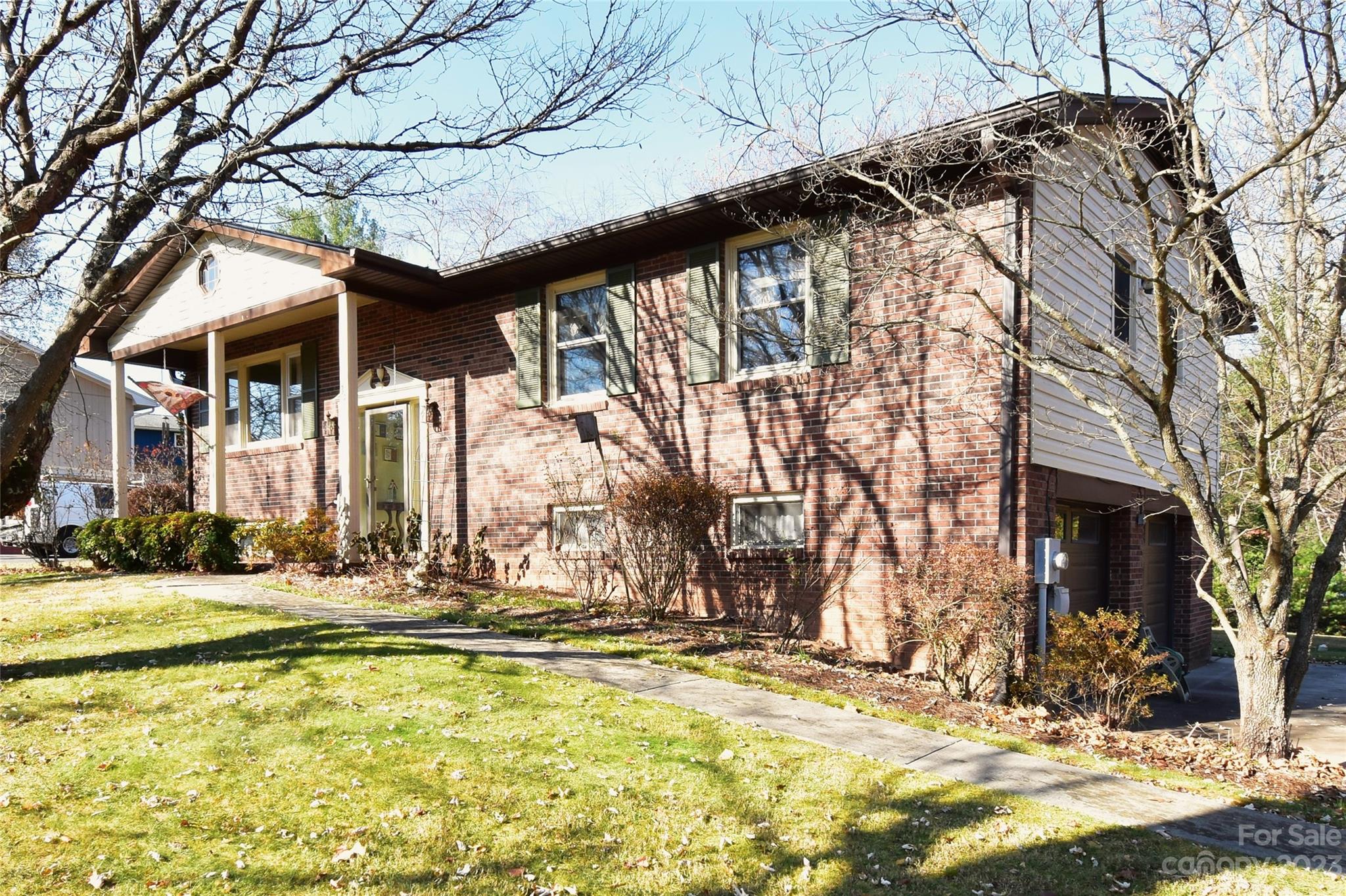 33 Tipton Drive Candler NC 28715