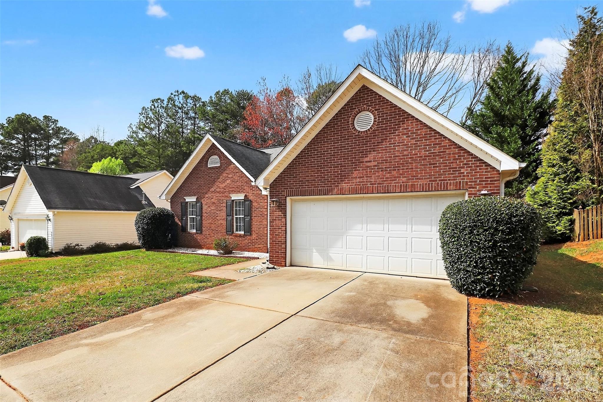 7022 Duchamp Drive Charlotte NC 28215