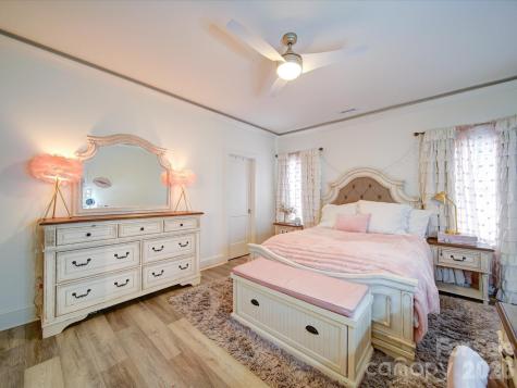4025 Foxes Trail Cramerton NC 28032