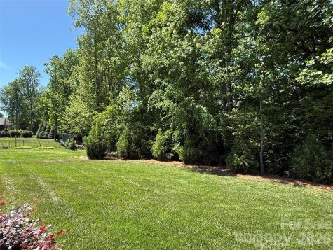 4025 Foxes Trail Cramerton NC 28032