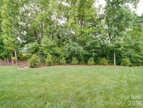 4025 Foxes Trail Cramerton NC 28032