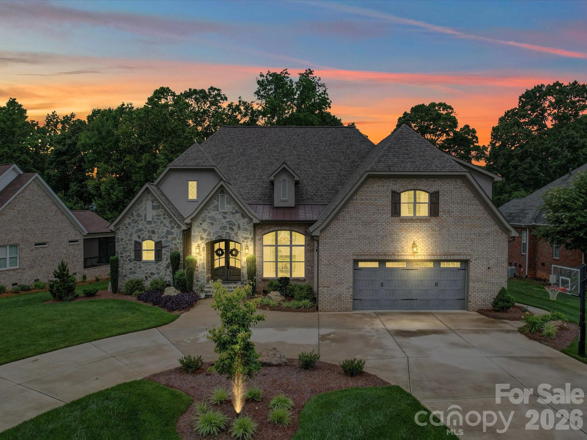 4025 Foxes Trail Cramerton NC 28032
