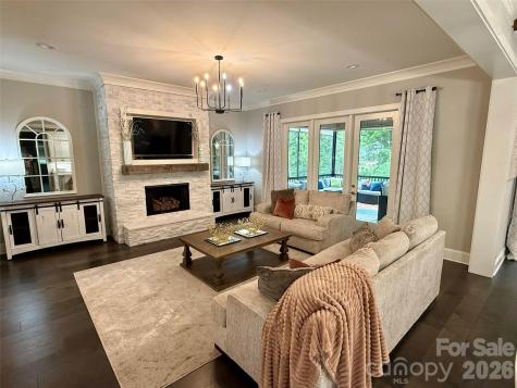 4025 Foxes Trail Cramerton NC 28032