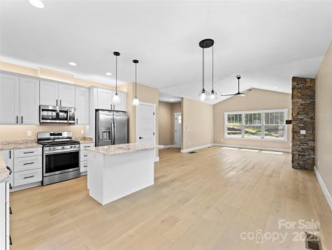 54 Olde Oak Lane Hendersonville NC 28792