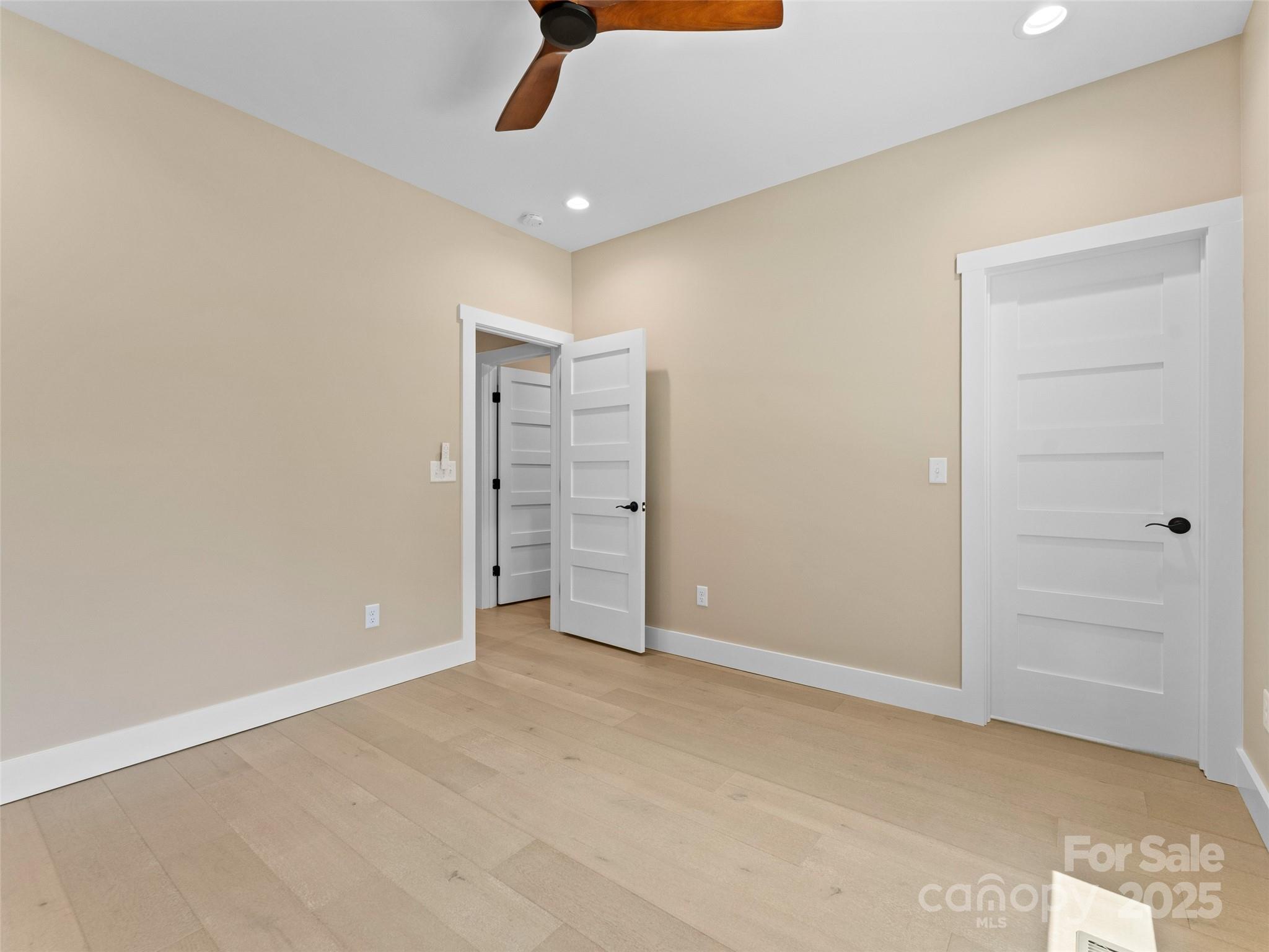 54 Olde Oak Lane Hendersonville NC 28792