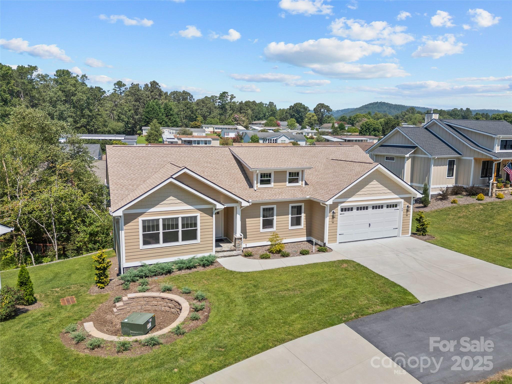 54 Olde Oak Lane Hendersonville NC 28792