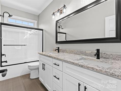 54 Olde Oak Lane Hendersonville NC 28792