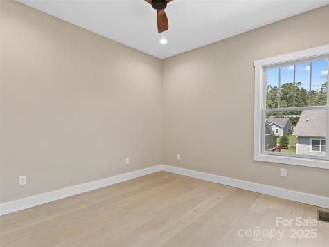 54 Olde Oak Lane Hendersonville NC 28792