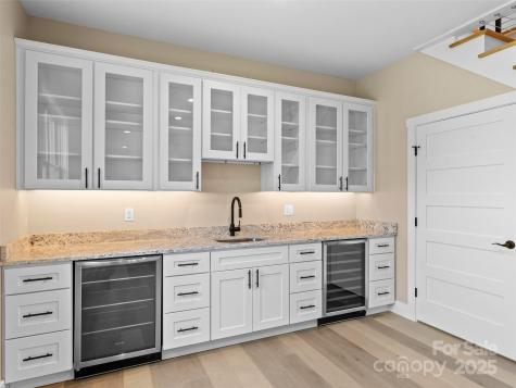 54 Olde Oak Lane Hendersonville NC 28792