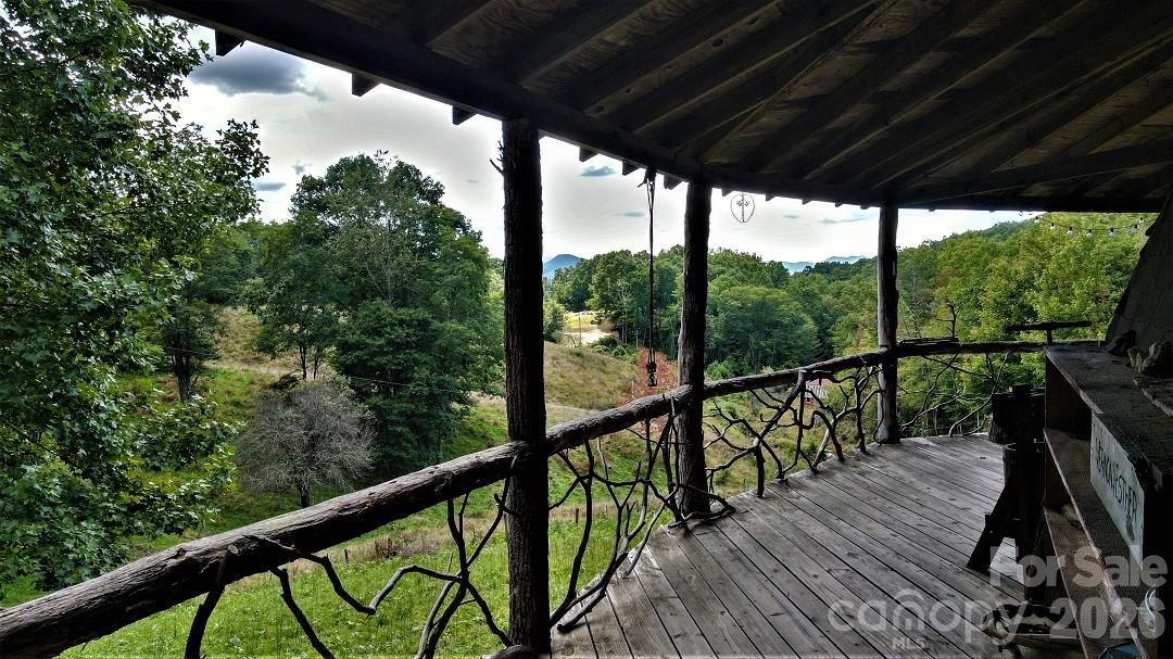 745 Broom Road Tuckasegee NC 28783