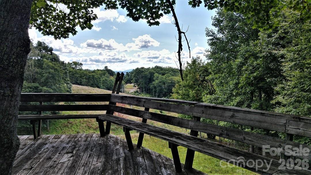 745 Broom Road Tuckasegee NC 28783