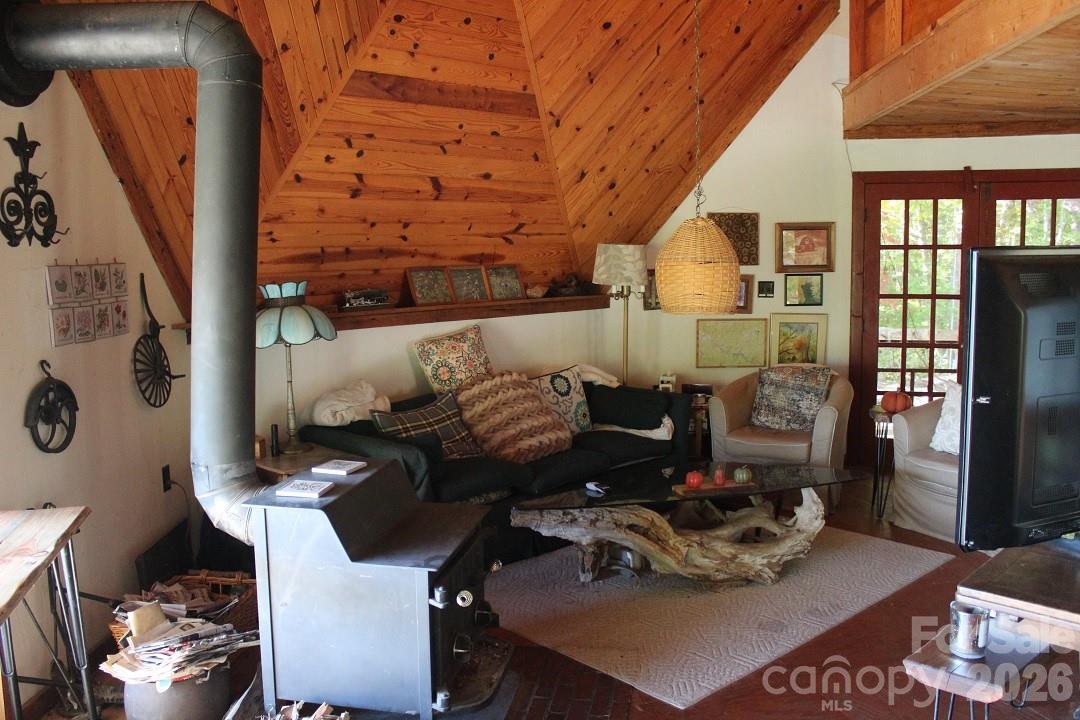 745 Broom Road Tuckasegee NC 28783