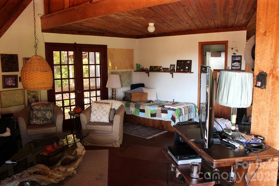 745 Broom Road Tuckasegee NC 28783