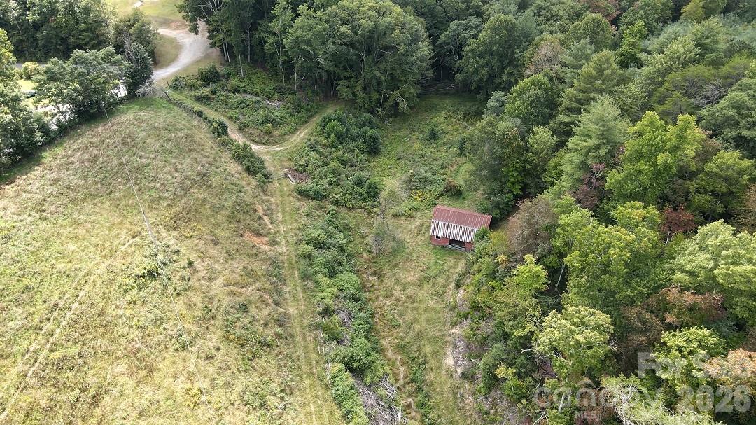745 Broom Road Tuckasegee NC 28783