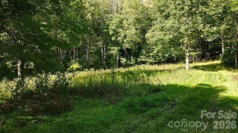 745 Broom Road Tuckasegee NC 28783
