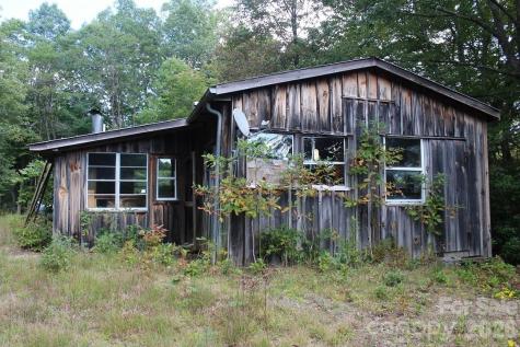 745 Broom Road Tuckasegee NC 28783