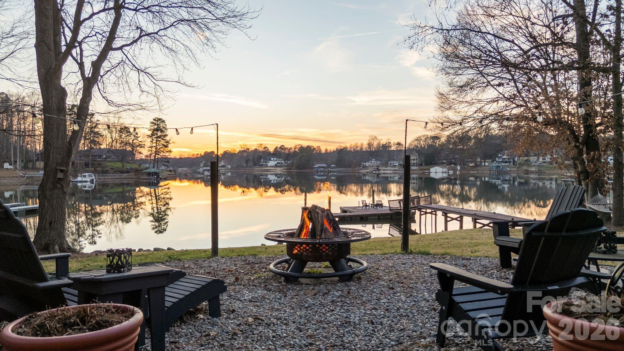 122 Lily Pad Loop Troutman NC 28166