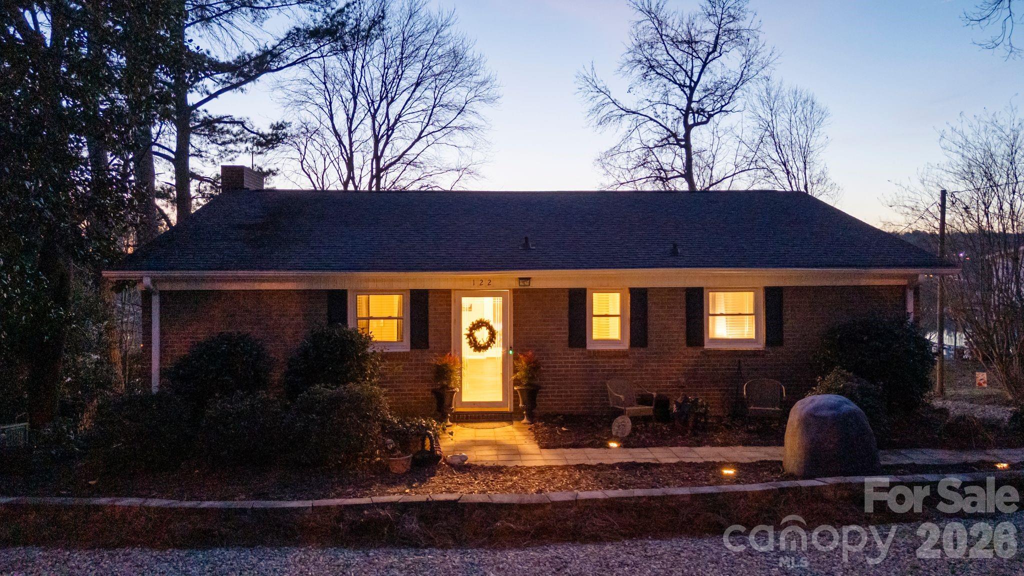 122 Lily Pad Loop Troutman NC 28166