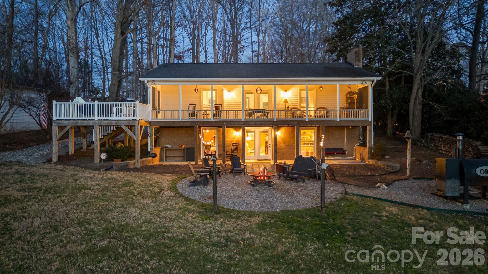 122 Lily Pad Loop Troutman NC 28166