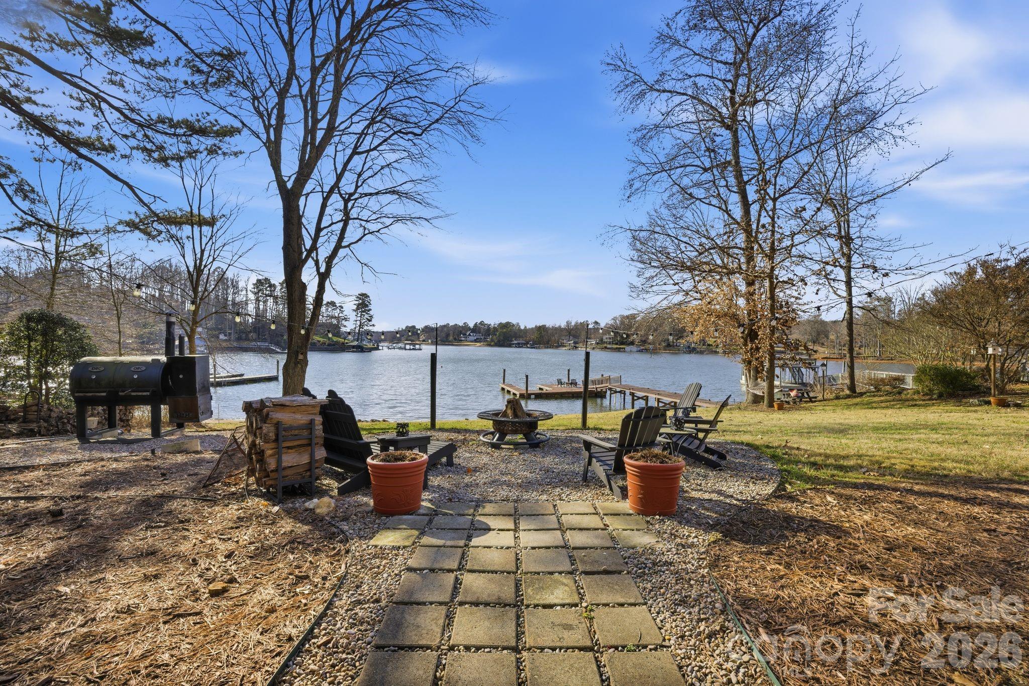 122 Lily Pad Loop Troutman NC 28166