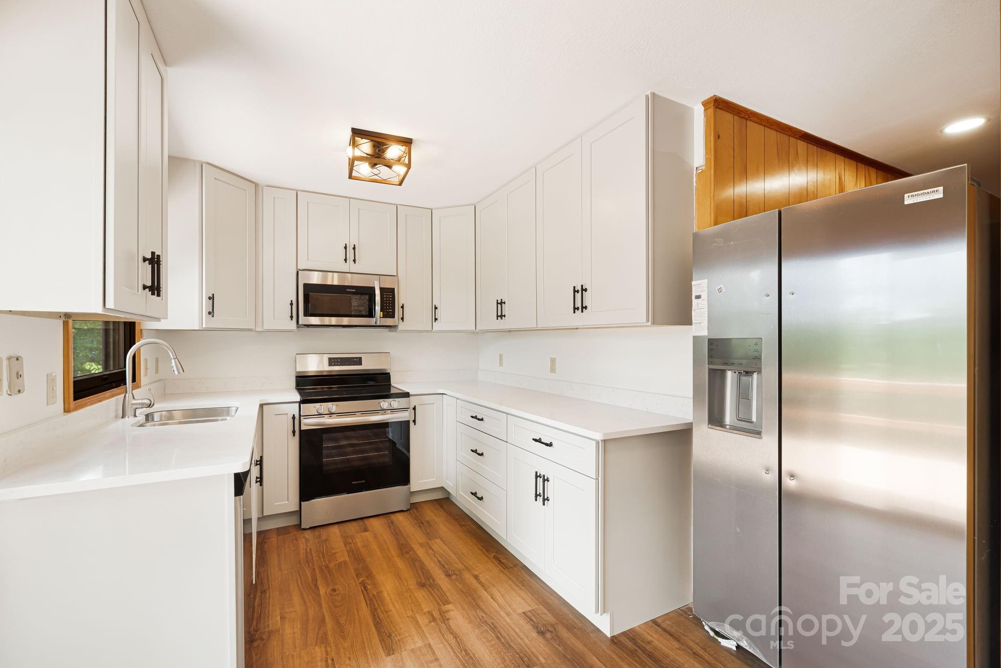 285 Fairway Loop Burnsville NC 28714